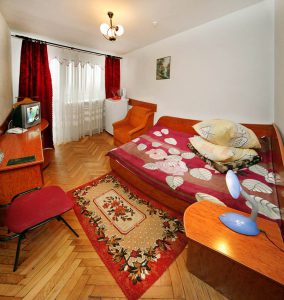 лікування в Трускавці Санаторій Дніпро Бескид 01