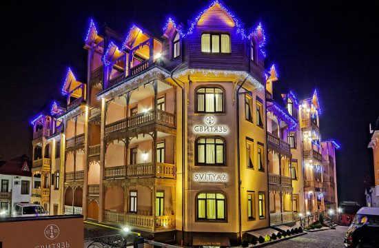 Готель - санаторій Світязь лікування та відпочинок в Трускавці 01
